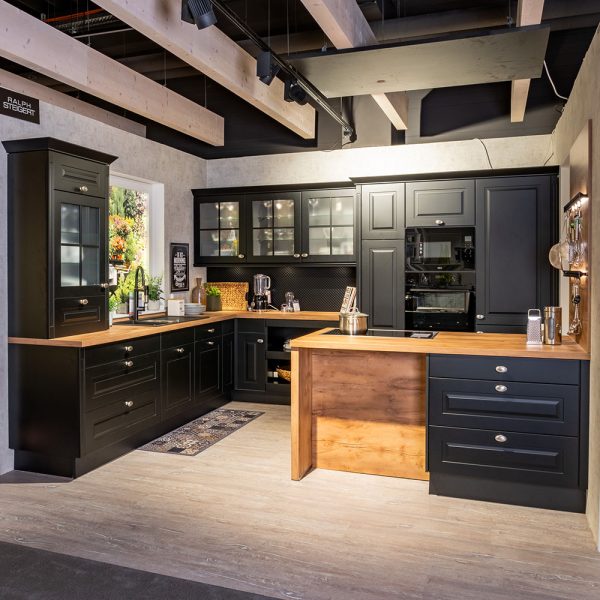 Einbauküche Sylt schwarz