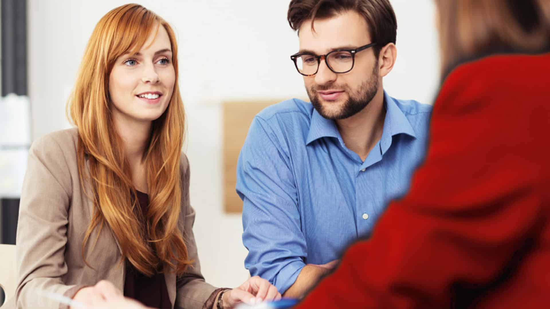 Terminvereinbarung // Möbelhof