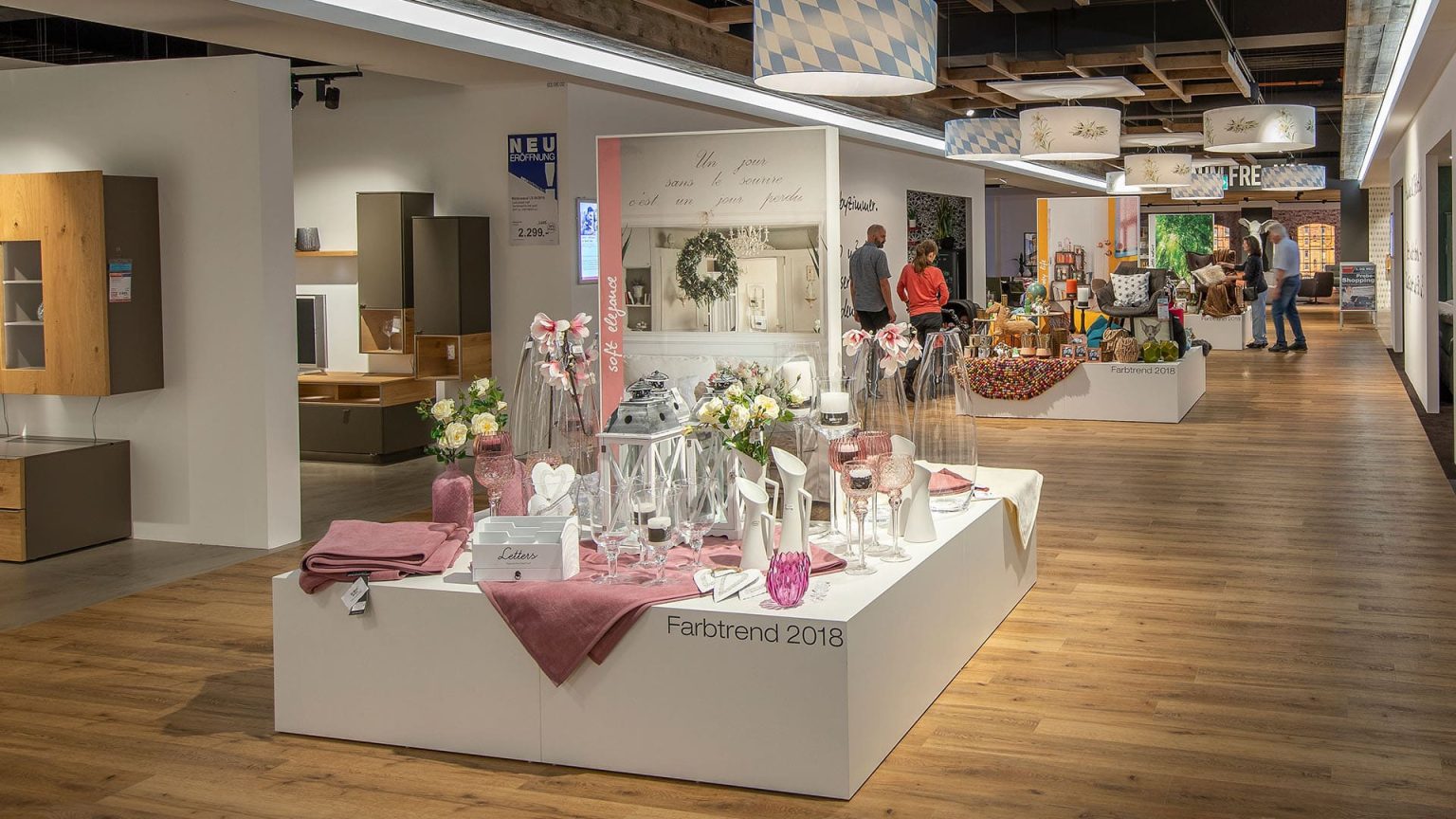 moebelhof oeffnungszeiten & kontakt